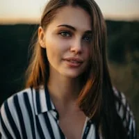 صورة ليلى، زبونة موبليز الدار